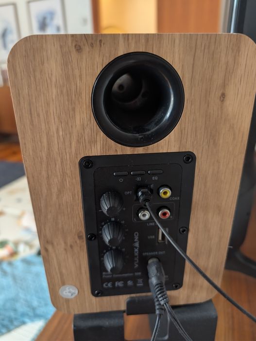Colunas Ativas VULKKANO A4 50W Bluetooth – Madeira