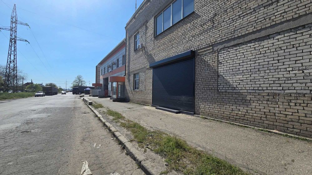 Фасадне приміщення 500 м², вул. Авангардна, біля оптових ринків - View 2