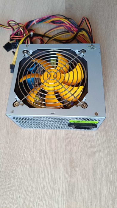 Продам блок живлення для ПК Delux 500W