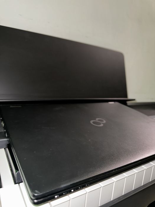 Ноутбук  fujitsu