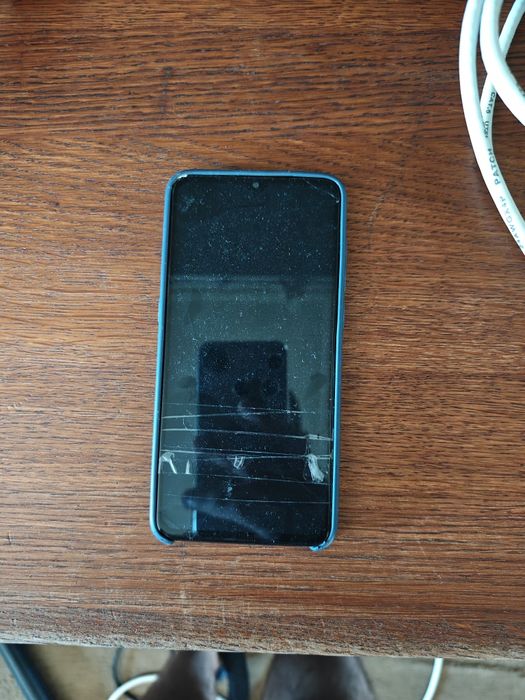 Vendo ou Troco MI8 e Redmi Note 8T: Extra Mi Band 10