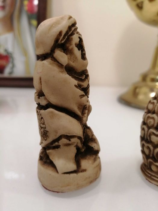 conj 2 bonecos pequenos antigos decorativos