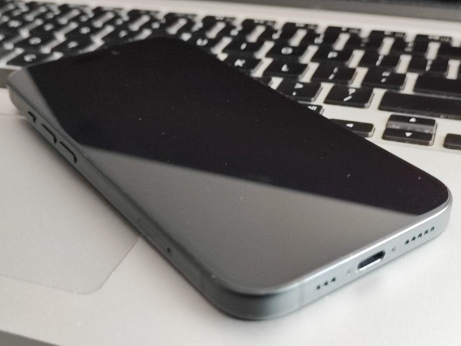 iPhone 15 128GB USB-C