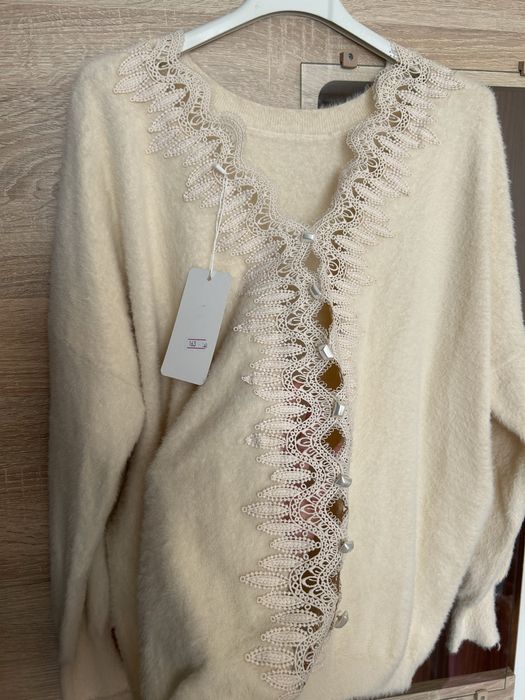 Sweter alpaka sweterek beżowy puszysty gipiura
