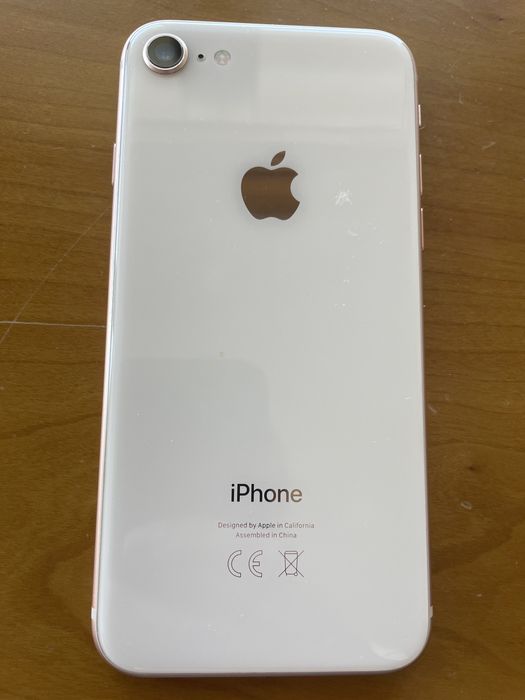 iPhone 8 dourado  - 64Gb