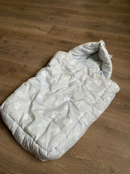 Продам чохол в візочок утеплений