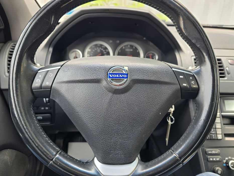 Volvo XC90 3.2      2014