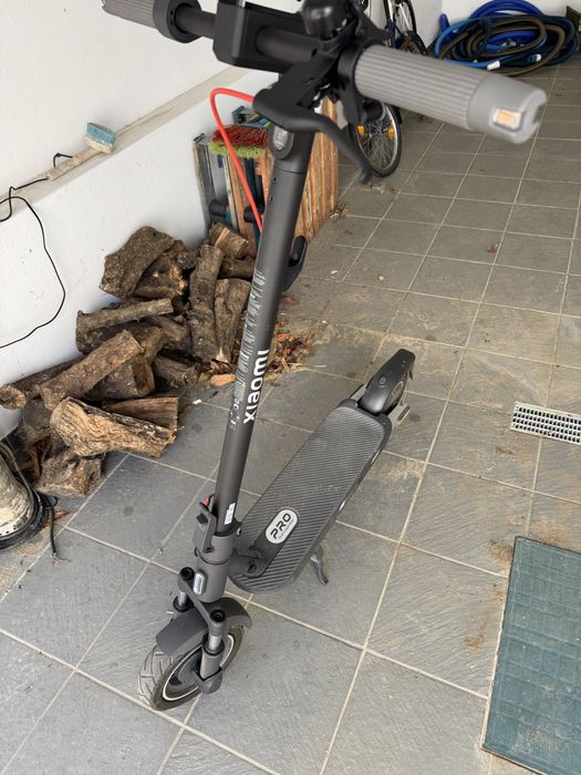 Trotinete Xiaomi Electric Scooter 5 Pro – Como Nova