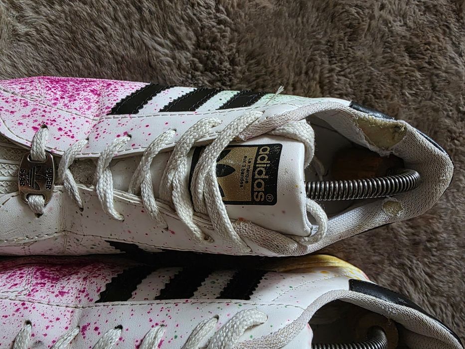 Adidas Superstar – Wyjątkowa Edycja "Splash Art" / Pride•Rozmiar 42•Unisex