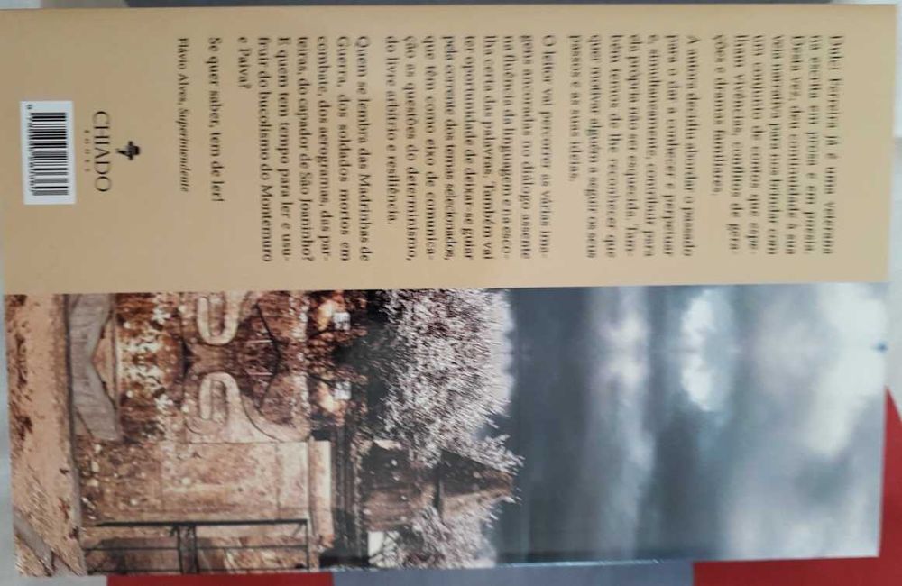 Livro "Rosas Brancas" e "Pequenos Contos/Trechos de realidade"