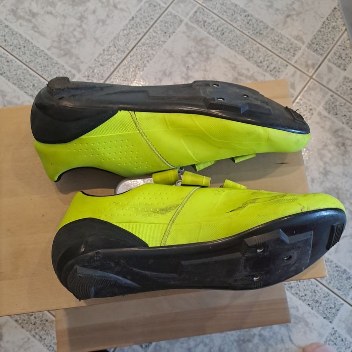 Buty rowerowe firmy B'twim