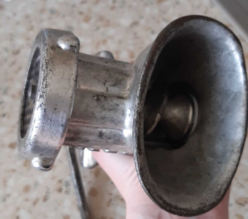 Мясорубка Касли чугунная