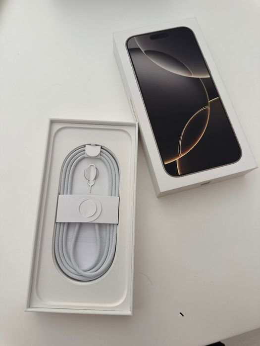 Iphone 16 PRO Max - 256GB