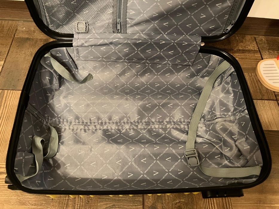 Walizka jak na zdjeciu