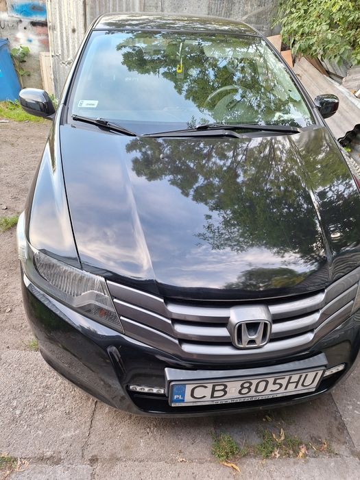 Prywatna honda city z malym przebiegiem