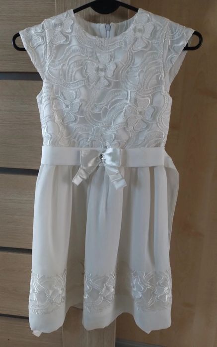 Sukienka ecru 140 komunia elegancka