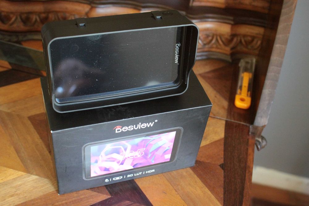 Monitor 5.5 Touch Screen HDR Desview64730023951873120