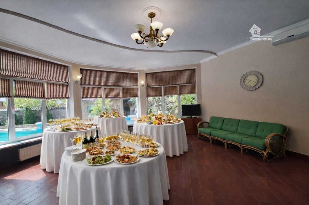 Посуточно. Баня, купель, беседка, бильярд, генератор. До 25 человек.