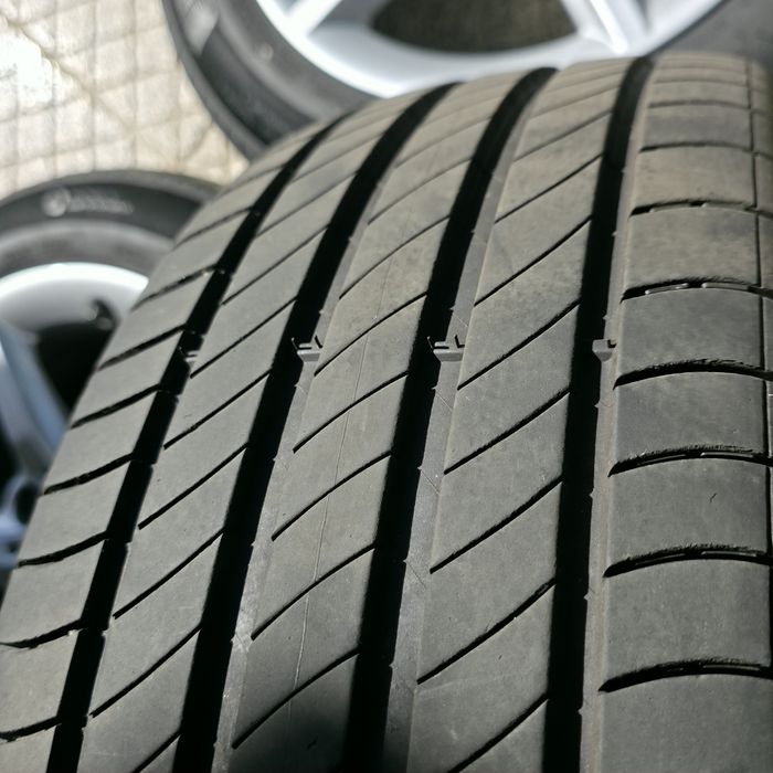 Jantes Originais BMW 16" Style 654 + Pneus Michelin Primacy 4 (205/55 R16)