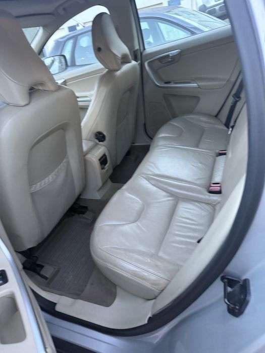 Vendo volvo XC60 ( baixa de preço)