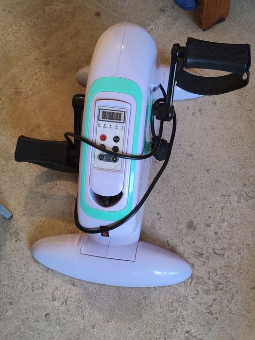 Pedaleira de exercício - mini bicicleta estatica