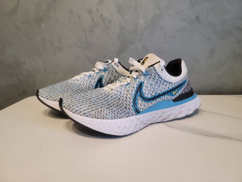 Кросівки Nike React Infinity Run Flyknit 3