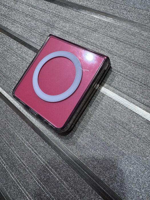 Samsung Z Flip 7 256gb