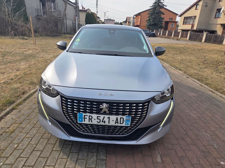 Peugeot 208 1.5hdi 102km klimatronic