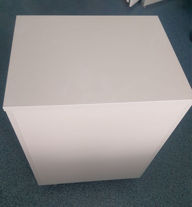 Тумба 3х шухлядна (на фото зібраний вигляд)