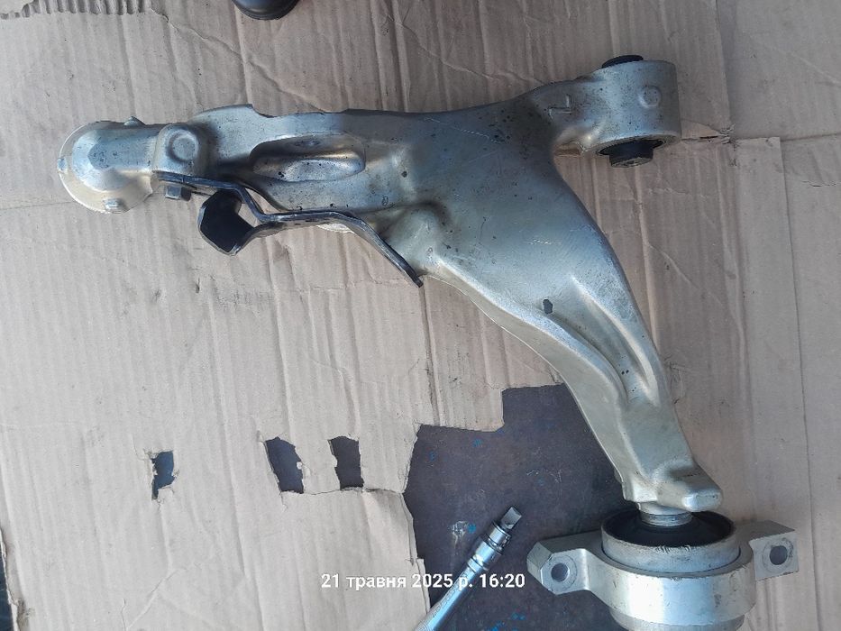 Ричаг до Infiniti