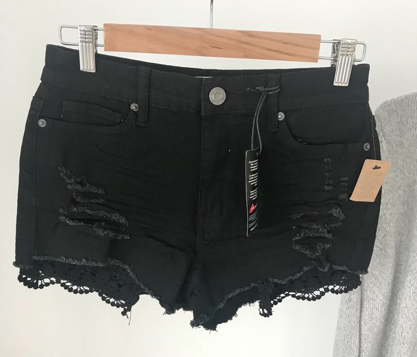 Szorty, spodenki nowe, r.S, koronki