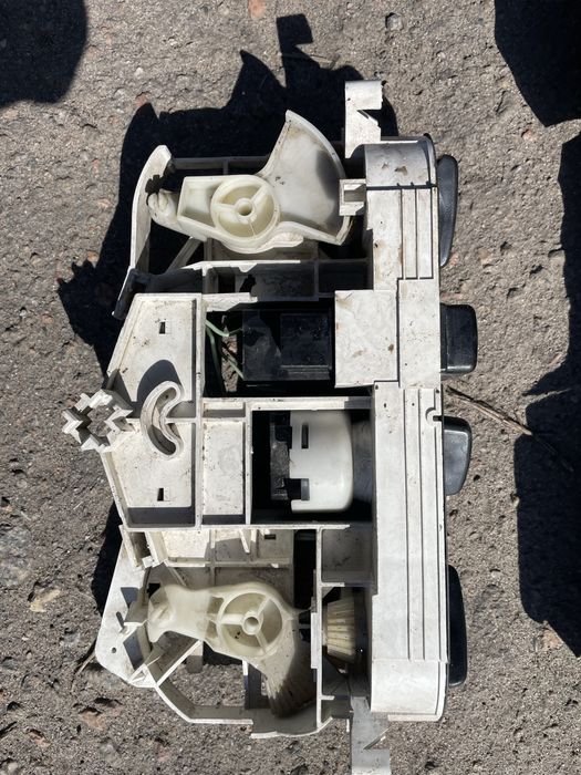 Пластик торпеди Galant 8