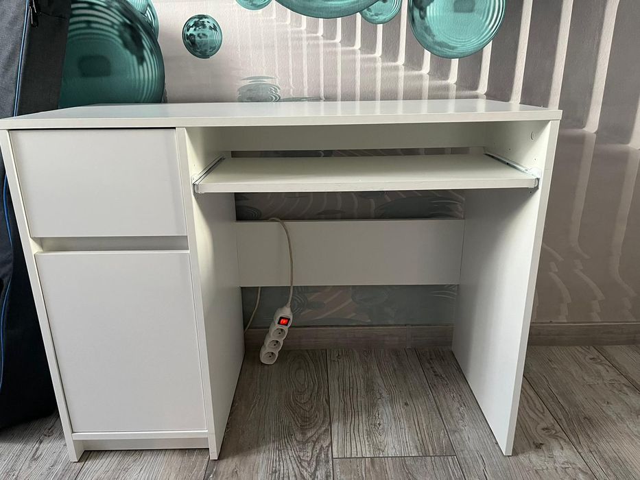 Biurko szkolne białe matowe