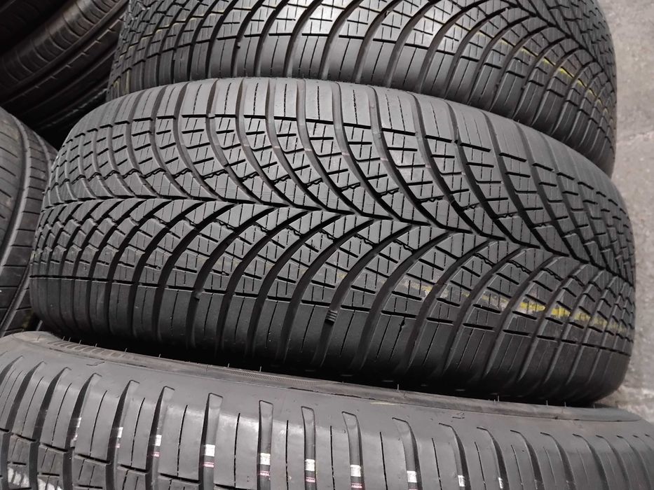 Шини бу 235/55 R18 Goodyear Vector 4 Season Комплект