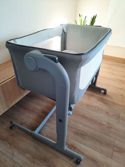 Łóżeczko dostawne Chicco Next2Me Magic Cool Grey