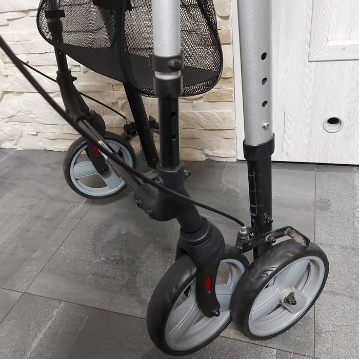 Podpórka / chodzik dla niepełnosprawnych. Ar medica do 136kg