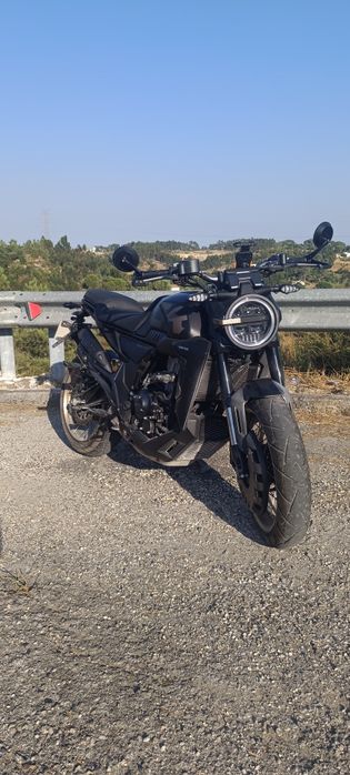 Vendo Zontes GK 350 imaculada