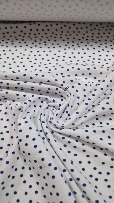 Dzianina single biała w niebieskie kropki szer.180 cm.