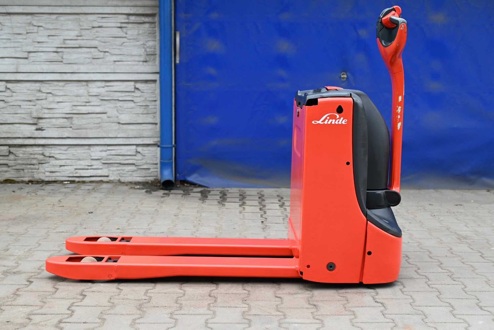 Paleciak elektryczny Linde T16 1600kg 2021 rok 1000mth Li-ion FHP 481