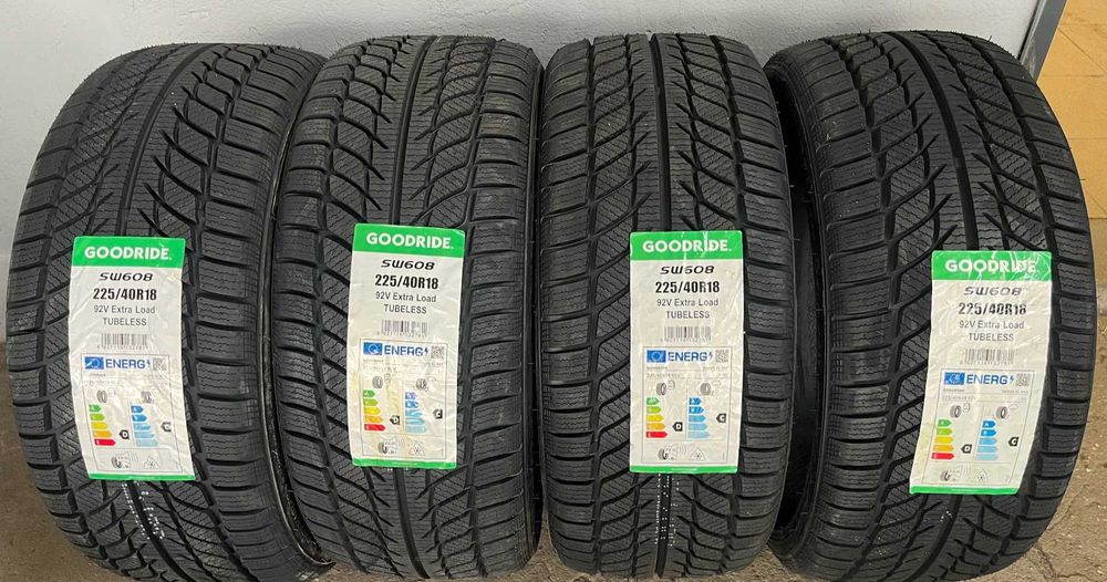 225/40R18 Goodride cztery nowe opony zimowe 2025r