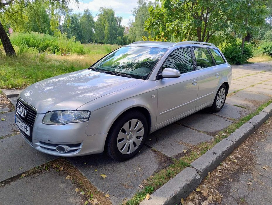 Audi A4 Avant 1.6 газ/бензин