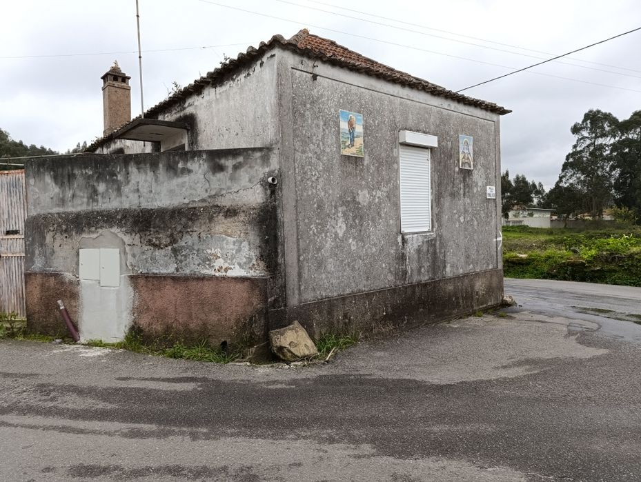 Vivenda para restaurar na cidade de Espinho