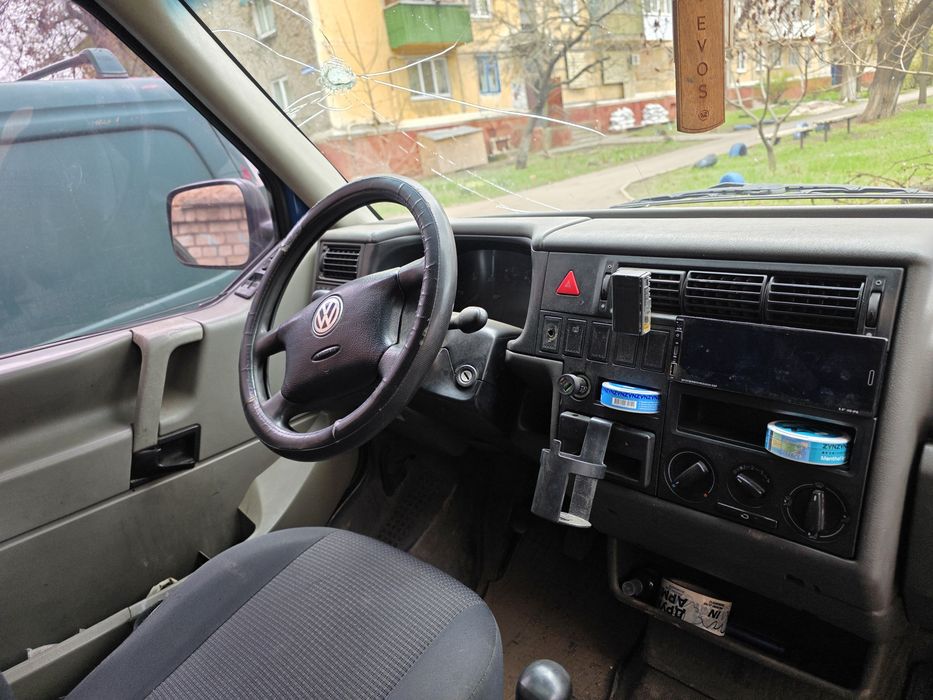 Volkswagen transporter t4, 2000року, 2.5 TDI