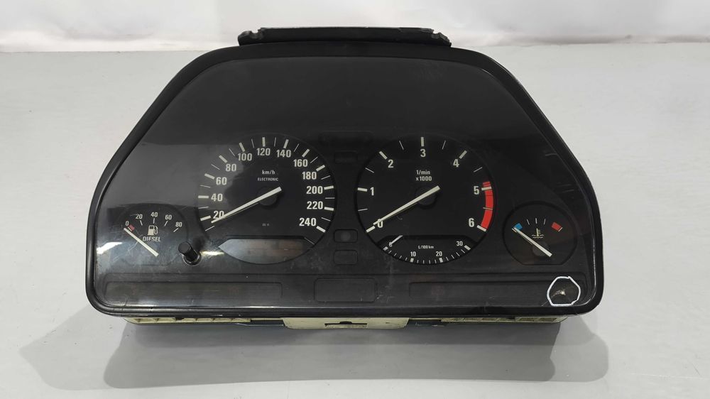 Quadrante/Conta Quilómetros BMW serie 5/7 (E32/E34) 8362.398