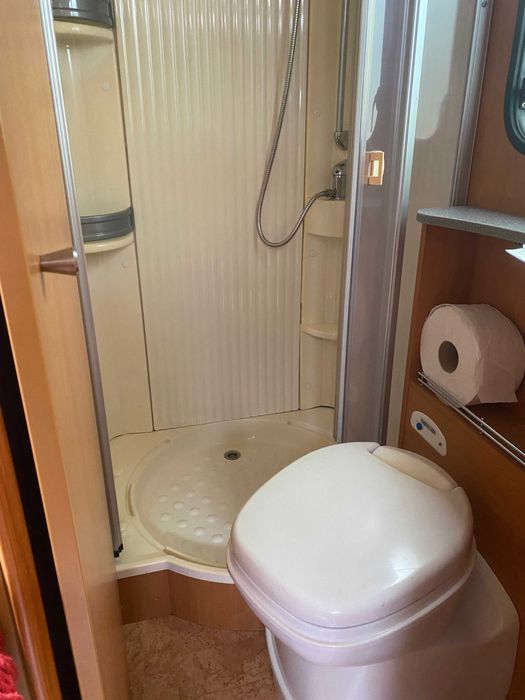 Alugo autocaravana Dethleffs Globetrotter Espirit RT - 4 dormidas