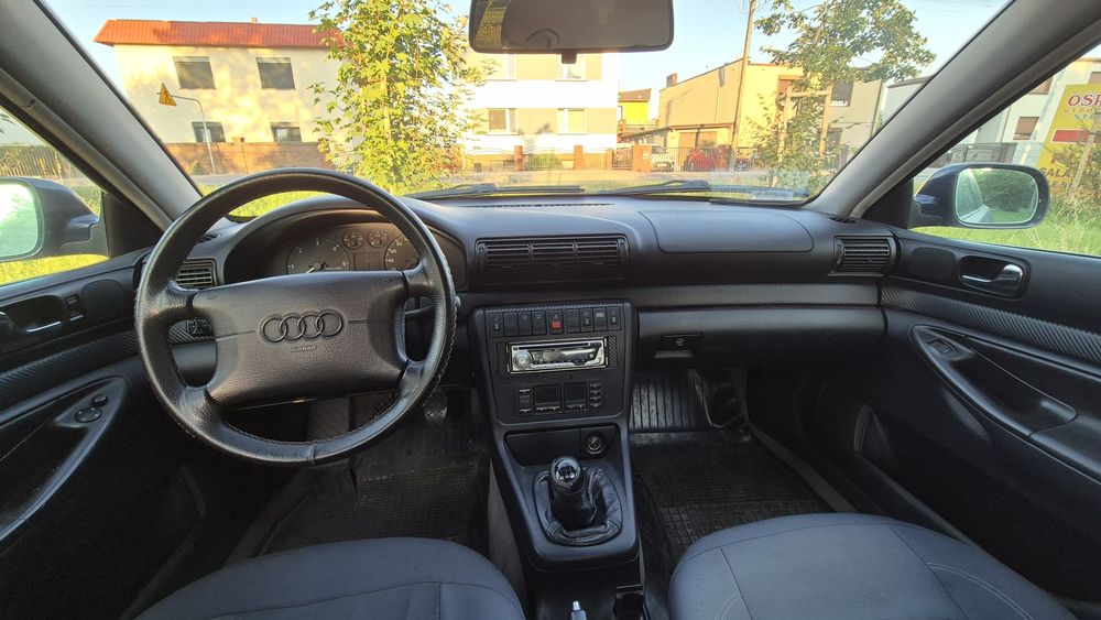 Audi A4 B5 1.9 TDI 110KM sedan 1997r.