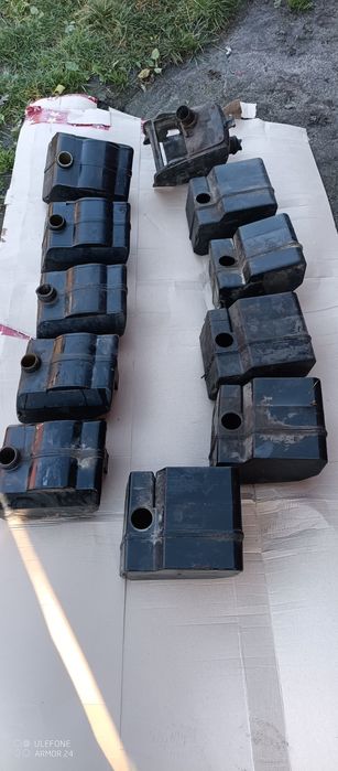 Ящик акумуляторний корпус кріплення резинки ява