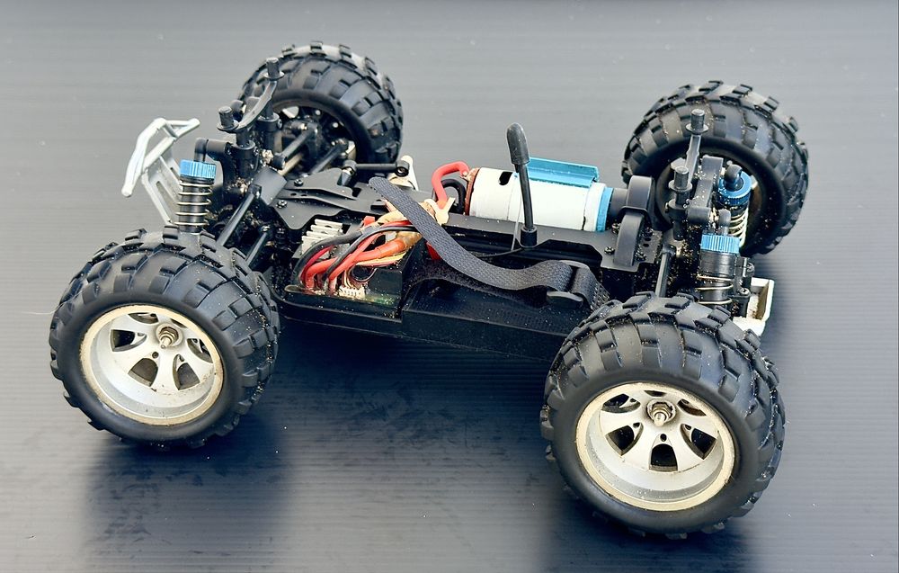 RC VORTEX - Buggy 1:18
