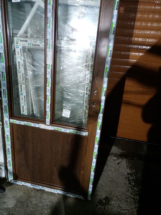 Металопластикові двері нові