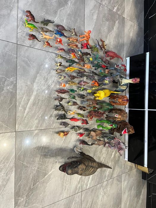 Dinozaury zabawki różne
